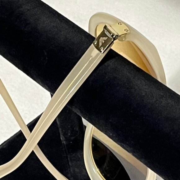 EMPORIO ARMANI Sunglasses - Picture 7 of 10